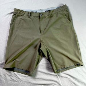 Adidas Mens Golf Shorts Sz. 40